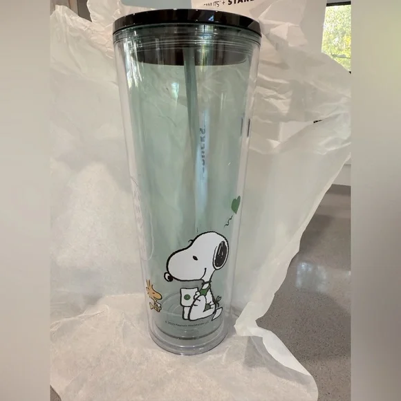 Starbucks Peanuts Snoopy Joe Cool Limited Edition 24oz Insulated Cup Mug New - Picture 1 of 6